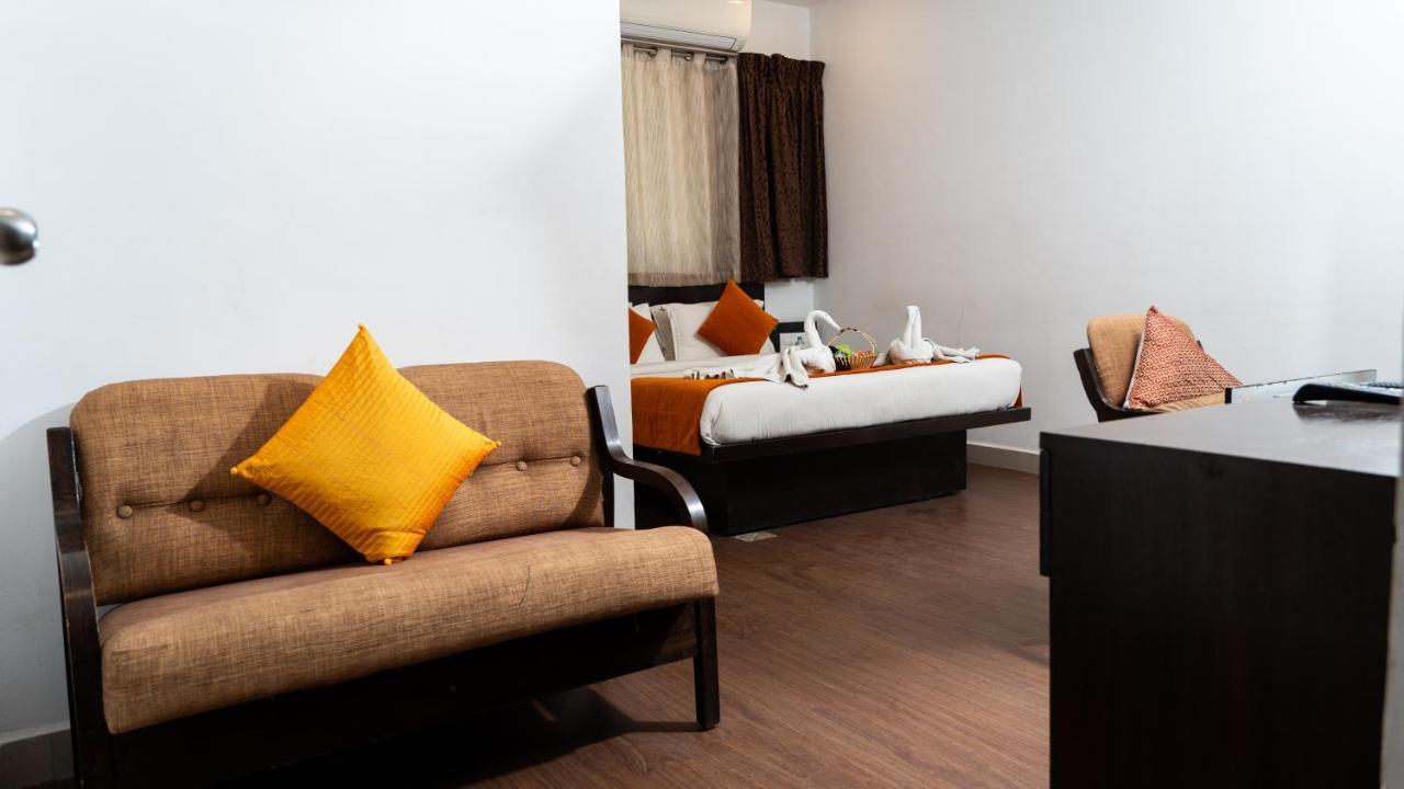 Hotel Scarlet Bangalore Esterno foto