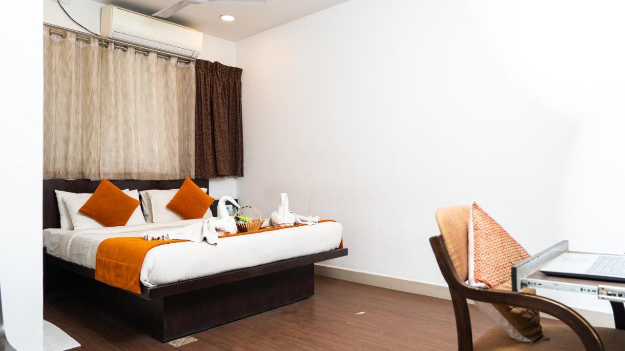 Hotel Scarlet Bangalore Esterno foto