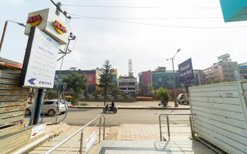 Hotel Scarlet Bangalore Esterno foto
