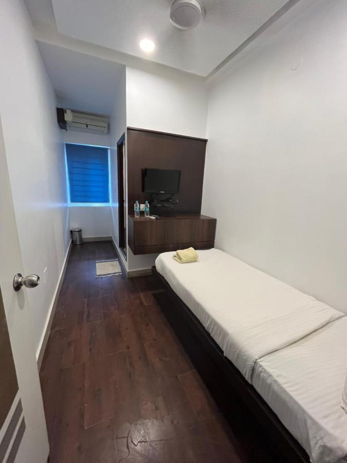 Hotel Scarlet Bangalore Esterno foto