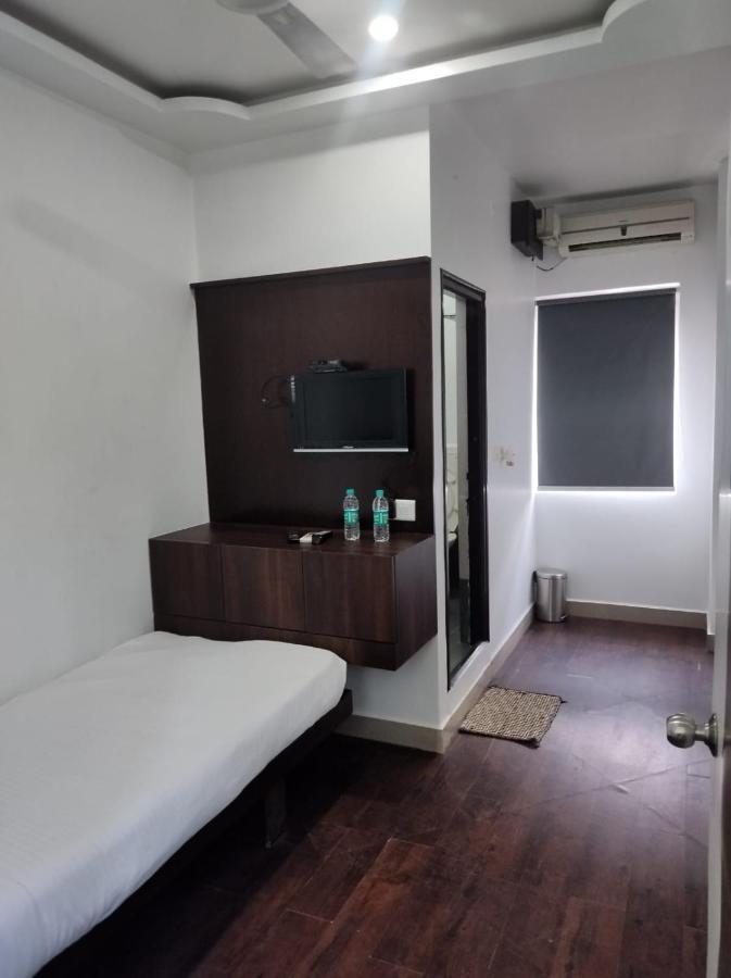 Hotel Scarlet Bangalore Esterno foto